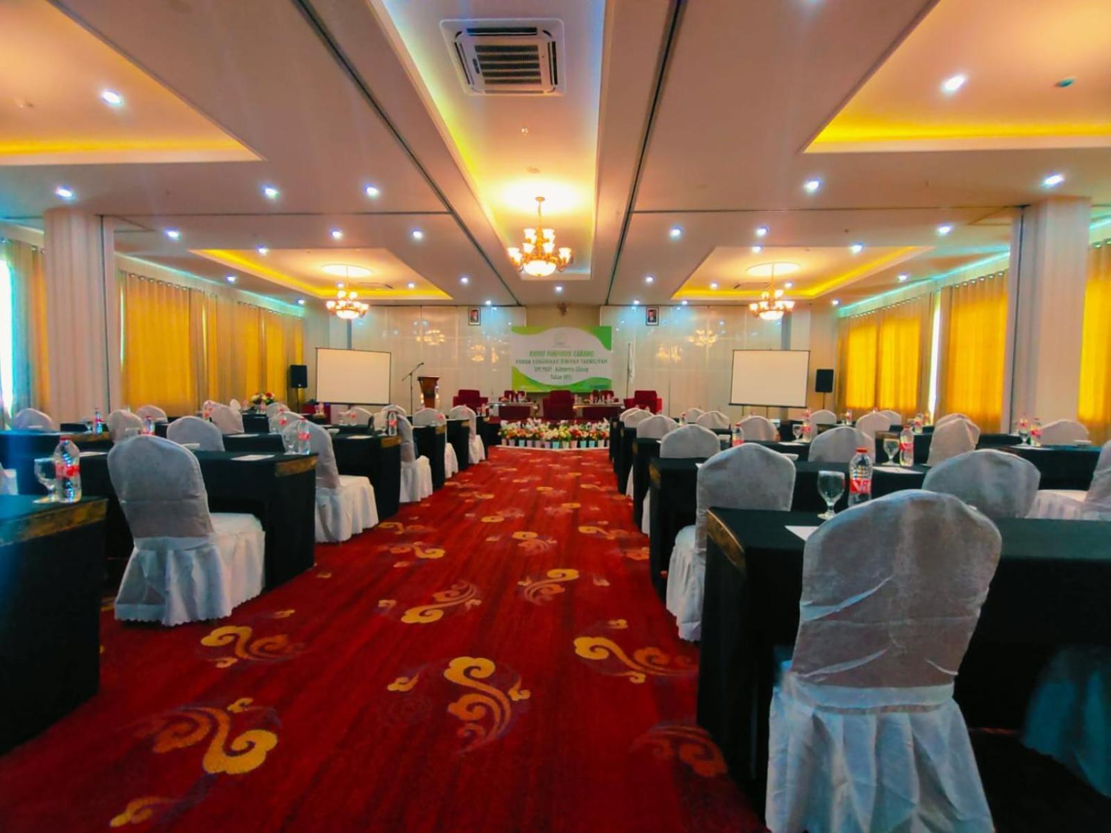 Sindoro Hotel Cilacap By Conary ภายนอก รูปภาพ
