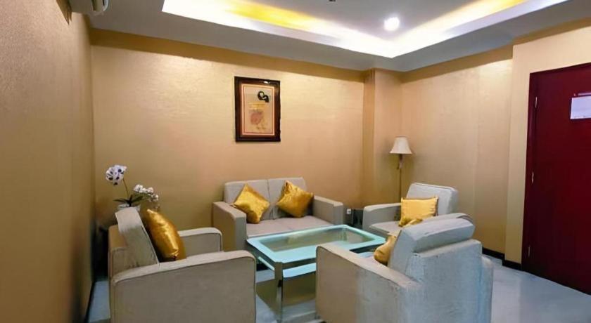 Sindoro Hotel Cilacap By Conary ภายนอก รูปภาพ